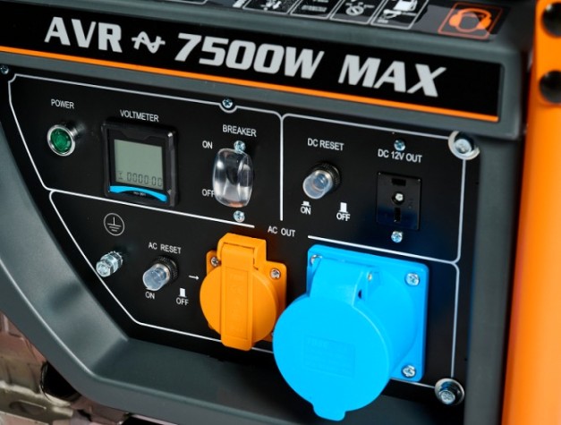Генератор бензиновый VILLARTEC GG8300EWC