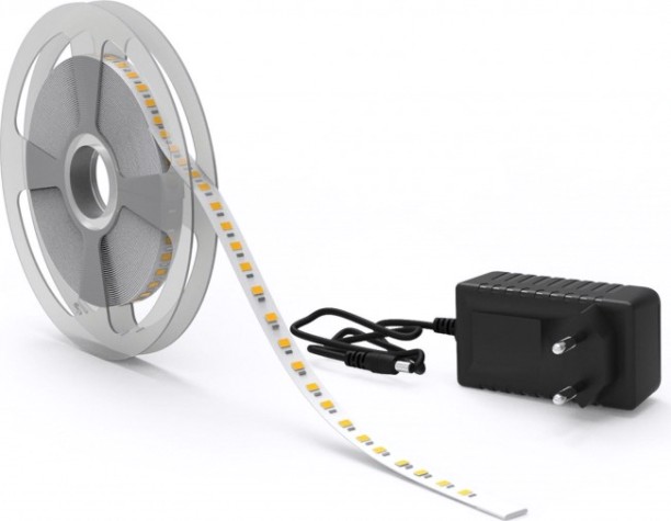Лента светодиодная GAUSS BT070 basic в комплекте 12v 12w/m 1200lm/m 3000k ip65 le