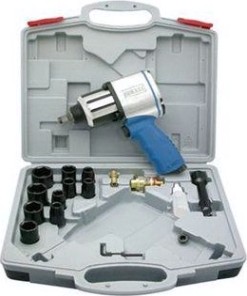 Пневмогайковерт SUMAKE ST-М3007K с набором головок [8095020]