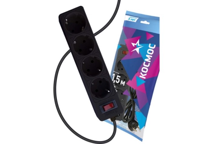 Сетевой фильтр КОСМОС FKsm1.5m-4g с заземлением 3*0,75мм², черный [FKsm1.5m-4g(B)]
