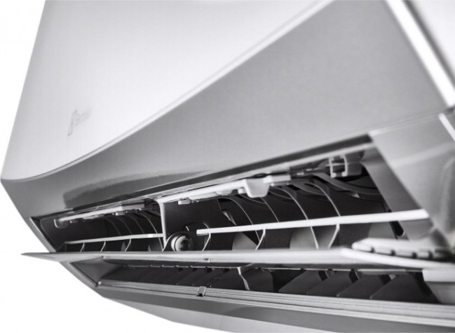 Сплит-система с инверторным управлением ELECTROLUX EACS/I-12HG-MILK2/N8 Air Gate 2 Super DC [НС-1108920]
